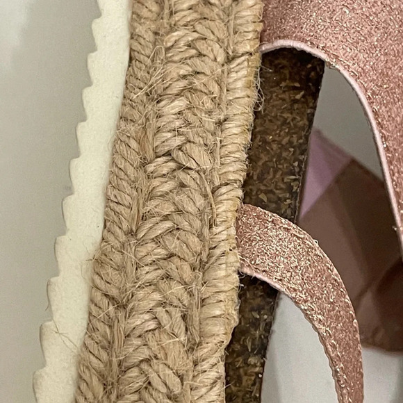 Madden Girl Metallic Rose Gold Espadrilles Sandal Size 7.5 platform - Picture 6 of 16